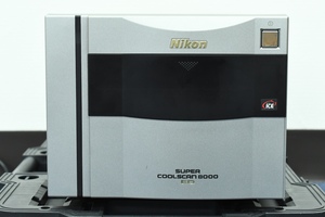 付属品完品 通電確認済 Nikon SUPER COOLSCAN 8000 ED LS-8000 ED ニコン フィルムスキャナー ■24801
