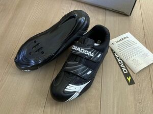 ★1点のみ 未使用 DIADORA SPRINTER 40 25.0cm 黒白 SPD-SL対応 即決