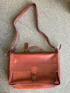 コーチ　COACH　ショルダーバック　斜め掛け　革鞄　中古