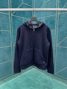 GUCCI　両面着　ニット　シップアップ　フード付き　グッチ　ジャケット　アウター　上着　シンプル　秋冬　カジュアル　サイズM　1000円～