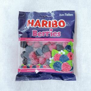 HARIBO【日本未販売】berries 175g プチプチ　ハリボーグミ