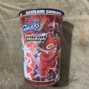 【お宝！】レブロン・ジェームズ　ゴミ箱　NBA 公式グッズ　LeBron James バスケットボール　選手　オフィシャル　アイテム　雑貨