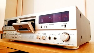 SONY ソニー DTC-2000ES DATデッキ　録音・再生確認済み【経年品なのでジャンク扱い】