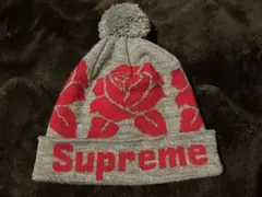 SUPREME - Rose Beanie