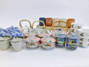 大量出品!! 茶器 まとめて 28点 急須 湯のみ 蓋付き湯飲み 陶器 煎茶器 茶道具 煎茶道具 ふた付き湯飲み