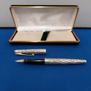 ★SHEAFFER/シェーファー MADE IN U.S.A 万年筆 ペン先14K/14金 ケース付 筆記用具 高級文具★