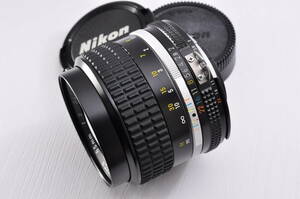 Nikon Ai-S NIKKOR 85mm F2　85/1:2　ニコン　AISニッコール　MFレンズ　#1452