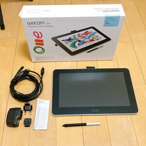 wacom One creative pen display ワコム 液晶ペンタブレット　DTC133 液タブ WACOM タッチペン