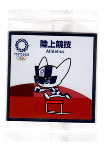 東京2020オリンピックマスコット　ミライトワ　ステッカーウエハース　陸上競技