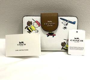 (M5104)【未使用】COACH　コーチ　ピーナッツコラボ　スヌーピー　二つ折り財布　PEANUTS　