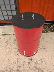 長崎県発 ドラム缶焼却炉 ロストル 灰掻き棒付き 灰掻き口の蓋と上蓋付き