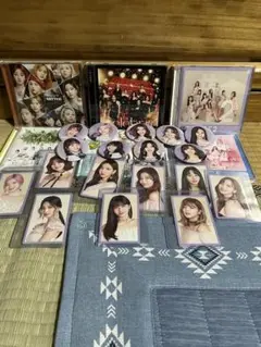 TWICE CD カード 缶バッチセット