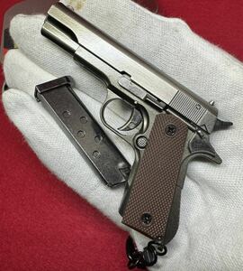 ★新品　2024年　1/3 scale コルト　ガバメント M1911A1タイプ　トイガン　真鍮cartridge 5発付属　色：ミリタリーグレイ　缶ボックス取説