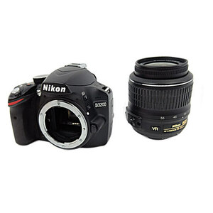【中古】Nikon D3200 18-55 VR レンズキット ブラック いたみ [管理:1050023633]