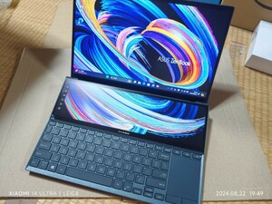 【中古美品】ASUS ZenBook Duo UX482EAR 8GB／512GB　USキーボード