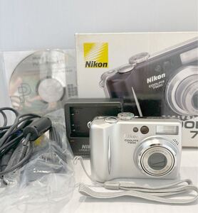 ★極上美品★ Nikon ニコン COOLPIX 7900 コンパクトデジタルカメラ