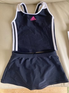 ★adidas★アディダス水着★セパレートタイプ★サイズ120★新中古★即決