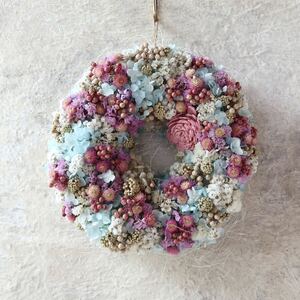 *kashun* (25cm)ハンドメイド ミントグリーンの紫陽花とペッパーベリーのリース/ドライフラワー/誕生日プレゼント