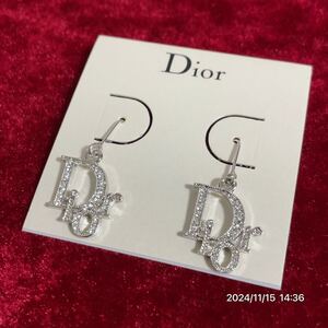 極美品 Dior クリスチャン ディオール ブランドロゴ ラインストーン シルバーカラー ピアス アクセサリー