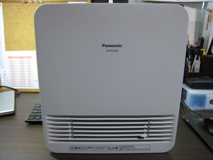 Panasonic　セラミックファンヒーター　DS-FN1200