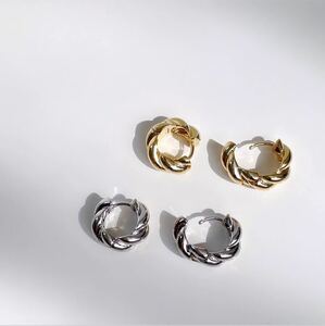 ロープツイストミニフープピアス／シルバー