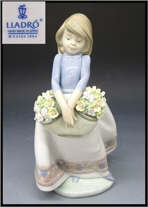 [ZEROnet]※リヤドロ 花を持つ少女 五月の花 お花 フィギュリン 陶器人形 置物 高さ：約18cm LLADRO※N63-06
