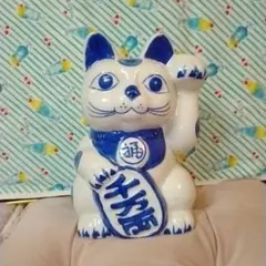 招き猫　貯金箱