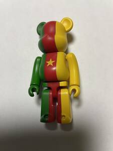 BE@RBRICK シリーズ25 FLAG フラッグ カメルーン　ベアブリック　MEDICOM TOY　メディコムトイ