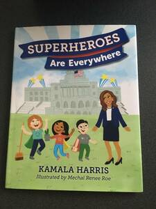 ♪♪【人気・洋書絵本】 Superheroes Are Everywhere/KAMALA HARRIS 英語♪♪