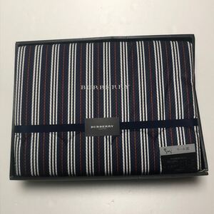 訳有/委託品/激レア/廃盤品【送料無料】新品未使用/正規品/Burberry/羊毛混肌掛けふとん/布団/ウール混/最高級/ブランド/寝具/希少品(Y300)