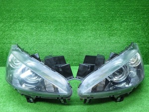 マツダ　CC系　ビアンテ　ヘッドライト　左右　HID　P8161　240327003