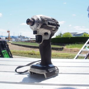 ☆【1F0404-35】 makita マキタ 充電式インパクトドライバ TD171D 電動工具 DC18V 本体のみ ジャンク