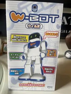 ファミロボ W-BOT ウィルボ セガトイズ 人型ロボット 会話歩行　未開封