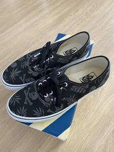 新品未使用！US企画！VANS Authentic (Van Doren) Black/Aloha Skull US9.5 27.5cm バンズ　オーセンティック　黒/アロハスカル　Hawaii