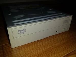 【送料無料】DH20N 日立 LG Hitachi DVD-ROMドライブ SATA【動作OKジャンク】 