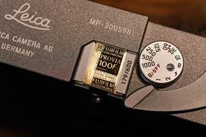 02銅製　ホットシューカバー　Leica Q3 M11 M10 MP M3 Nikon Zf DF FUJI X-T5 X100VI富士フイルム