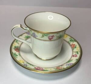 Noritake　ノリタケ　カップ&ソーサー　ボーンチャイナ