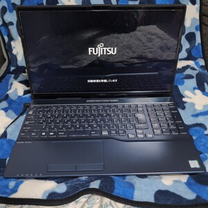 Fujitsu Lifebook AH77/D3 Core i7 9th