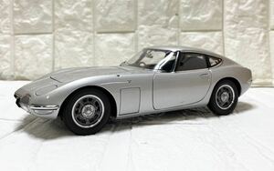 希少！ AUTOart オートアート 1/18 トヨタ 2000GT TOYOTA お宝 ミニカー コレクター コレクション E11