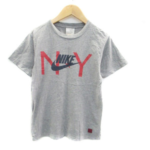 ナイキ NIKE Tシャツ カットソー クルーネック 半袖 プリント グレー 赤 レッド /HO27 レディース