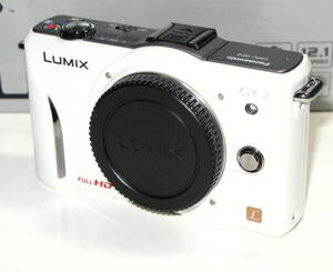 パナソニック　LUMIX 　DMC-GF2　ホワイトボディ ( 過去にパナソニックテクニカルサービスでメンテナンス実施あり )　 元箱 他付属　　中古