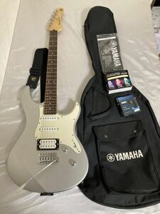 160 美品◎ Yamaha PAC1F1CA Pacifica パシフィカ ヤマハ エレキギター シルバー ケース KORG チューナー メンテナンス品付 まとめて★