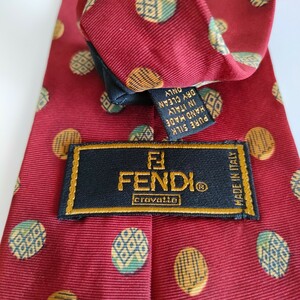 FENDI(フェンディ)赤ドットネクタイ