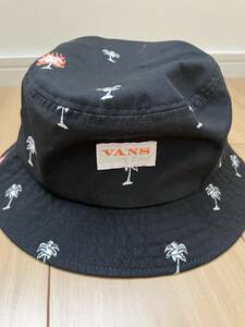 VANS BACK BAY BUCKET UV ★バンズハット