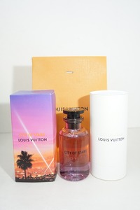 極美品 正規 LOUIS VUITTON ルイヴィトン CITY OF STARS 100ml LV 香水 シティオブスターズ オードゥ パルファン フランス製 本物 514O▲