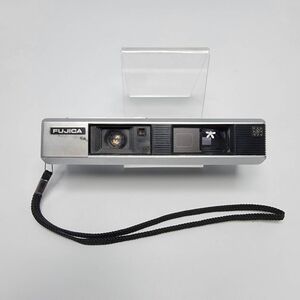 ●FUJICA フィルムカメラ●POCKET 400 フジカ 中古品 Used 動作一部確認 日本製 訳あり品 ケース付属 カメラ光学機器シリーズ k-38390