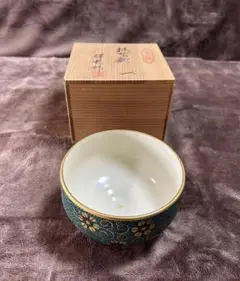 九谷焼 祥花造 青粒茶碗 5A