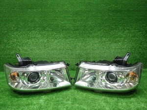 スズキ　MH225　ワゴンR　スティングレー　　ヘッドライト　左右　HID　100-59164　230621052