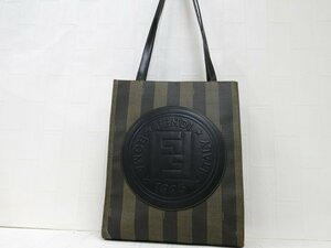 ◆美品◆FENDI フェンディ◆ペカン◆PVC レザー 本革◆トート ショルダー バッグ◆ブラウン ブラック ゴールド金具◆ロゴ型押し◆A5560