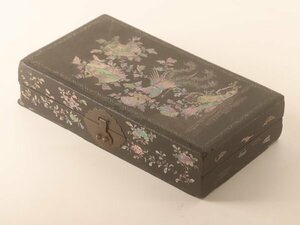 【流】中国美術 螺鈿細工鳳凰図長方箱 TT188